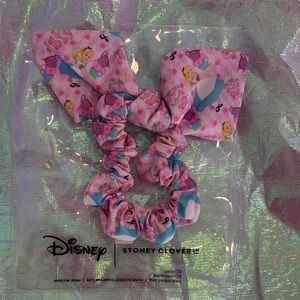 Stoney Clover Lane x Disney Alice in Wonderland Hair Scrunchie-Firm price